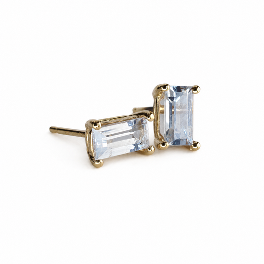 0.75ct White Sapphire Stud Earrings | Carbon & Gold