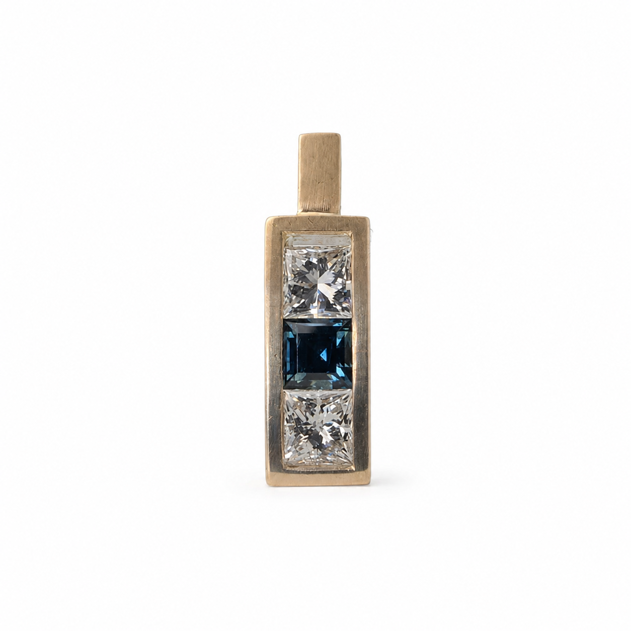 Montana Sapphire & Lab Diamond Pendant | Carbon & Gold