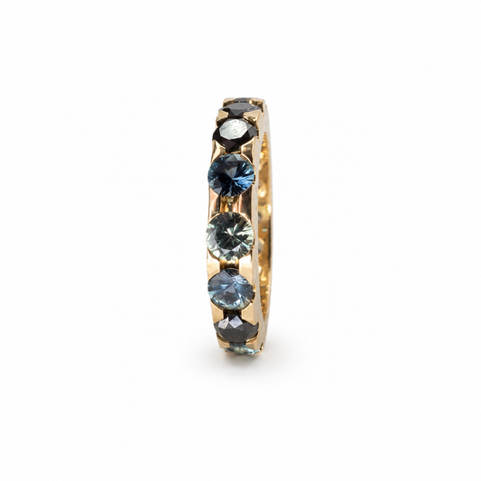 3.20ct Natural Teal Sapphire & Black Diamond Eternity Band in 14K Yellow Gold | Carbon & Gold